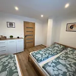 Pod Skalkami Tatil Evi Dolny Kubin
