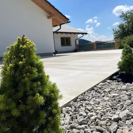 Pod Skalkami Dolny Kubin