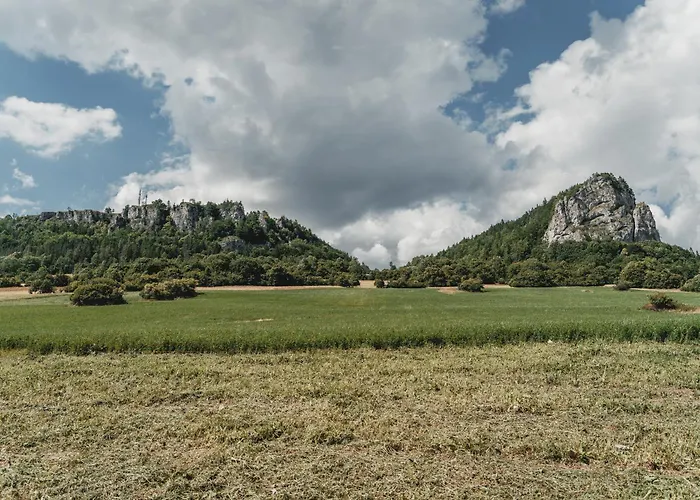 Pod Skalkami Dolny Kubin